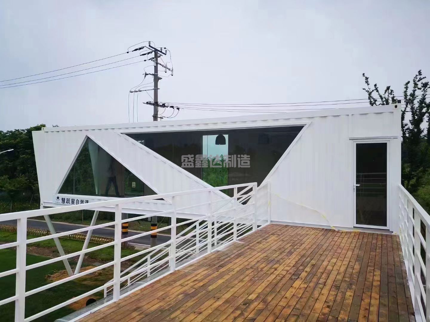 定做集裝箱活動(dòng)房的主要定制方向都有哪些