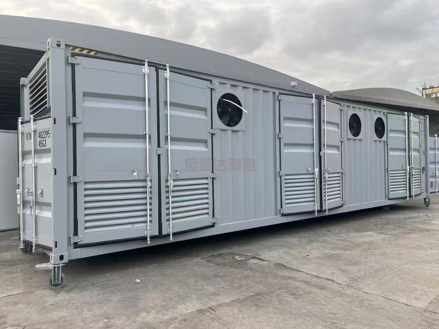 防爆集裝箱在使用時(shí)應(yīng)該注意哪些問(wèn)題？？ 